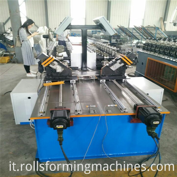 rullo leggero che forma macchina (9) light keel roll forming machine (9)